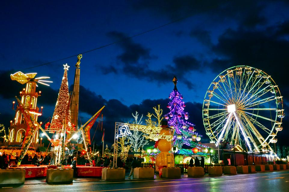 December 17 : 4-in-1 Trip – Christmas Markets + Winter Lights Festival + Monuments + Shopping : LUXEMBOURG