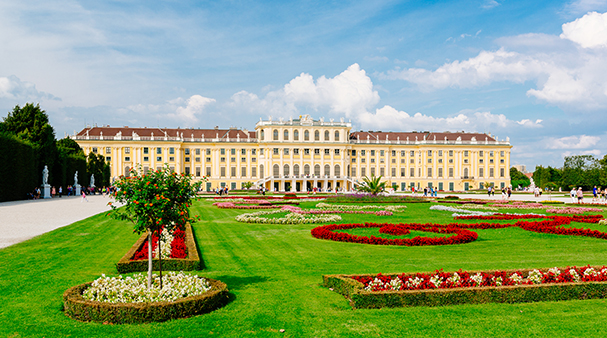 May 08-12 : Annual Long Weekend Special Trip : Budapest & Vienna